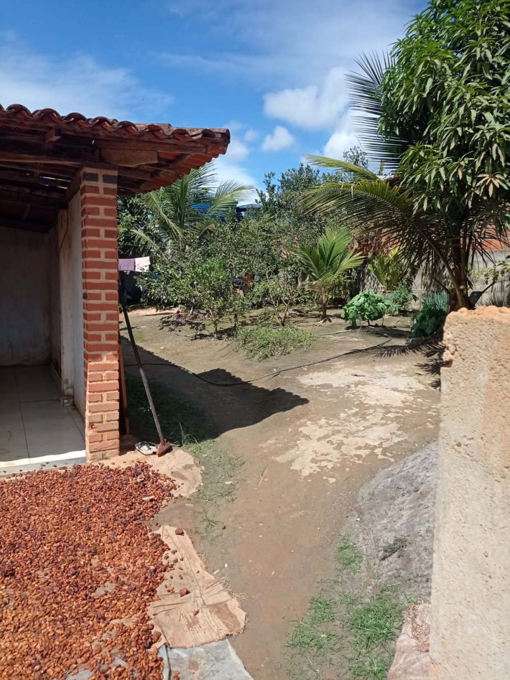 TEERENO AO LADO QUE DA PRA CONSTRUIR OUTRA CASA, 7 X 20